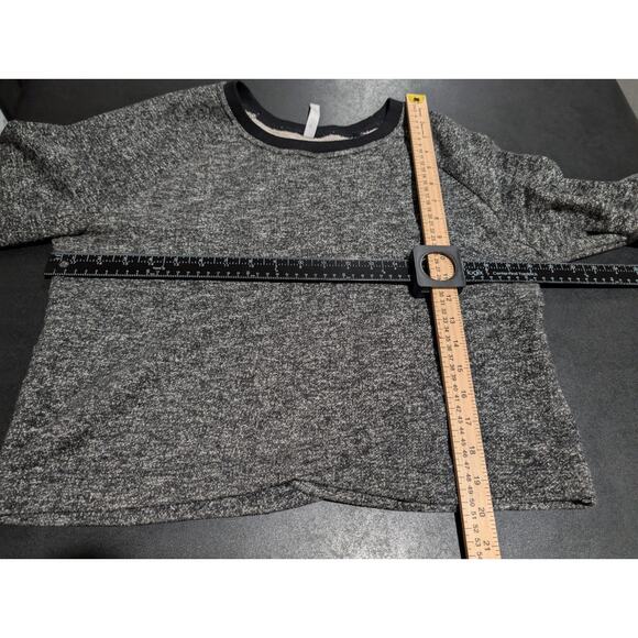 Fabletics Keeva Pullover Heather Gray Black Women's Size XL Sweatshirt Shirt Top - Picture 12 of 15